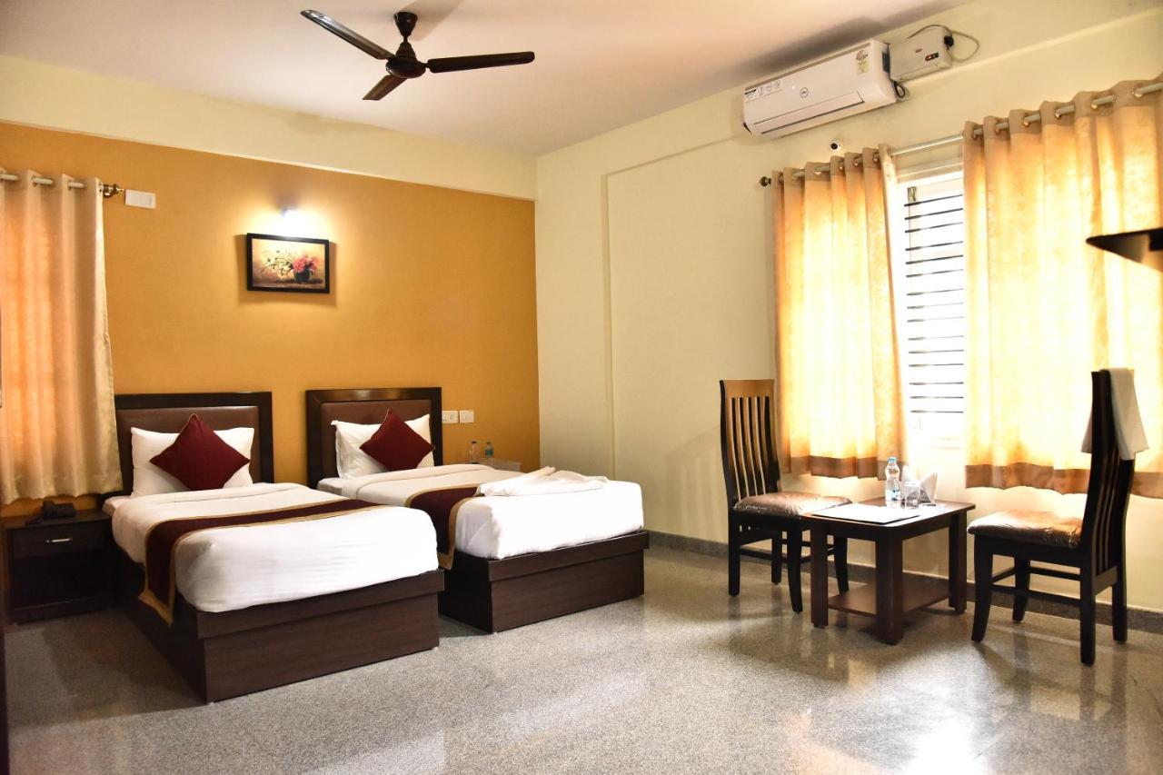The Banjaara Suites Μπανγκαλόρ Εξωτερικό φωτογραφία