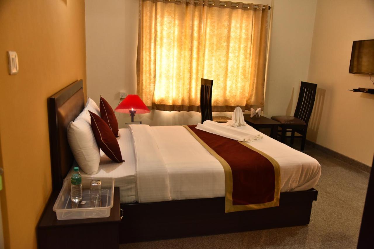 The Banjaara Suites Μπανγκαλόρ Εξωτερικό φωτογραφία
