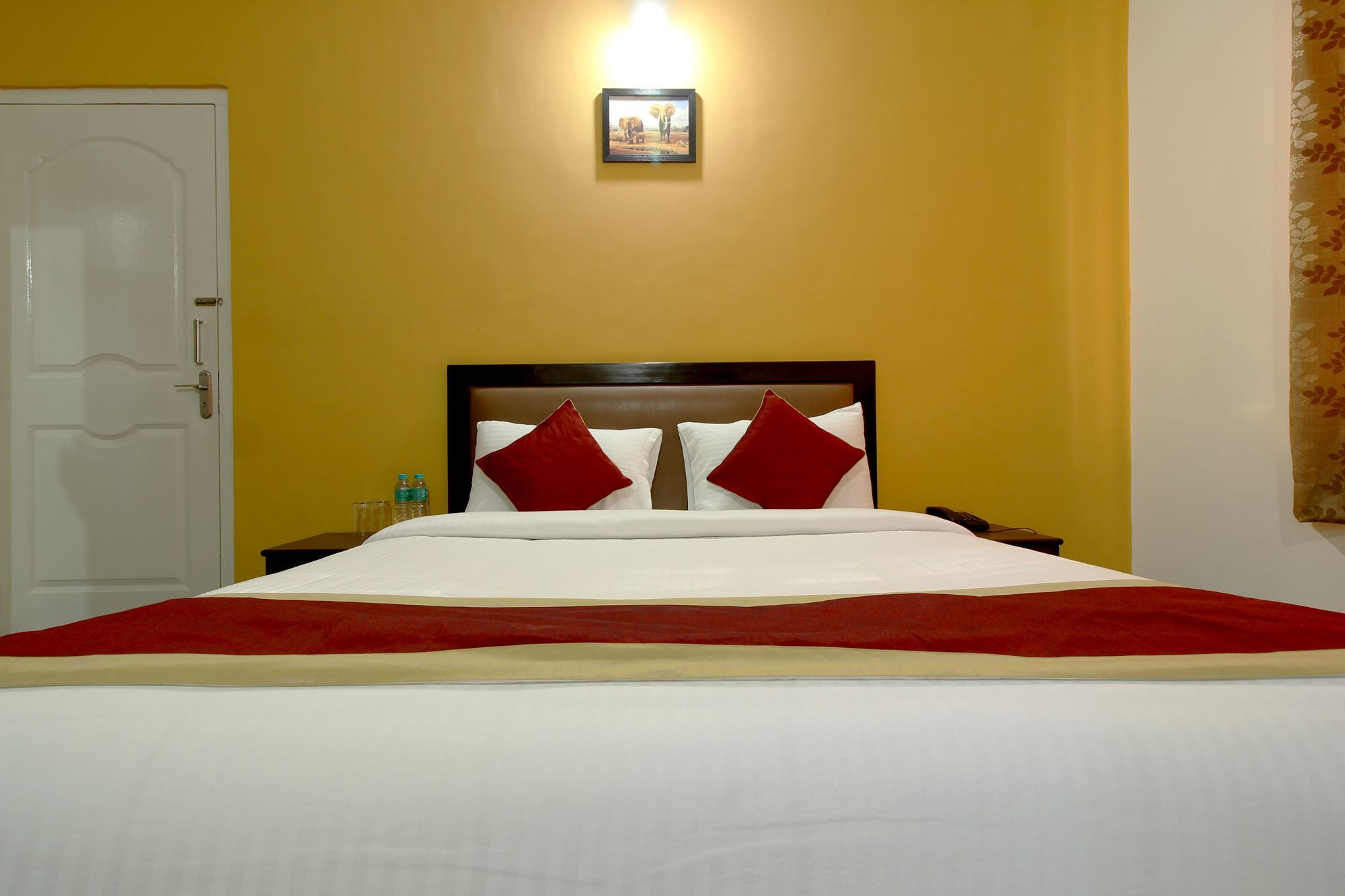 The Banjaara Suites Μπανγκαλόρ Εξωτερικό φωτογραφία