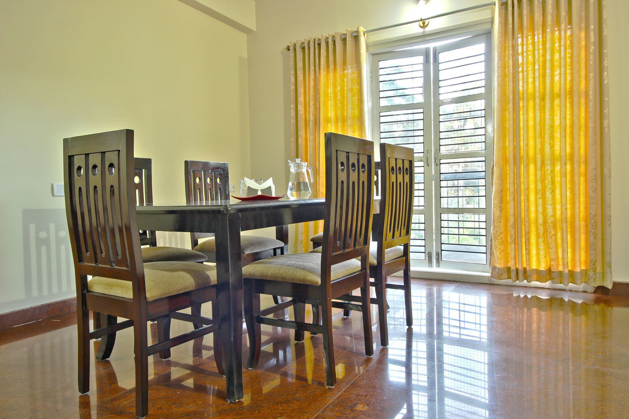 The Banjaara Suites Μπανγκαλόρ Εξωτερικό φωτογραφία